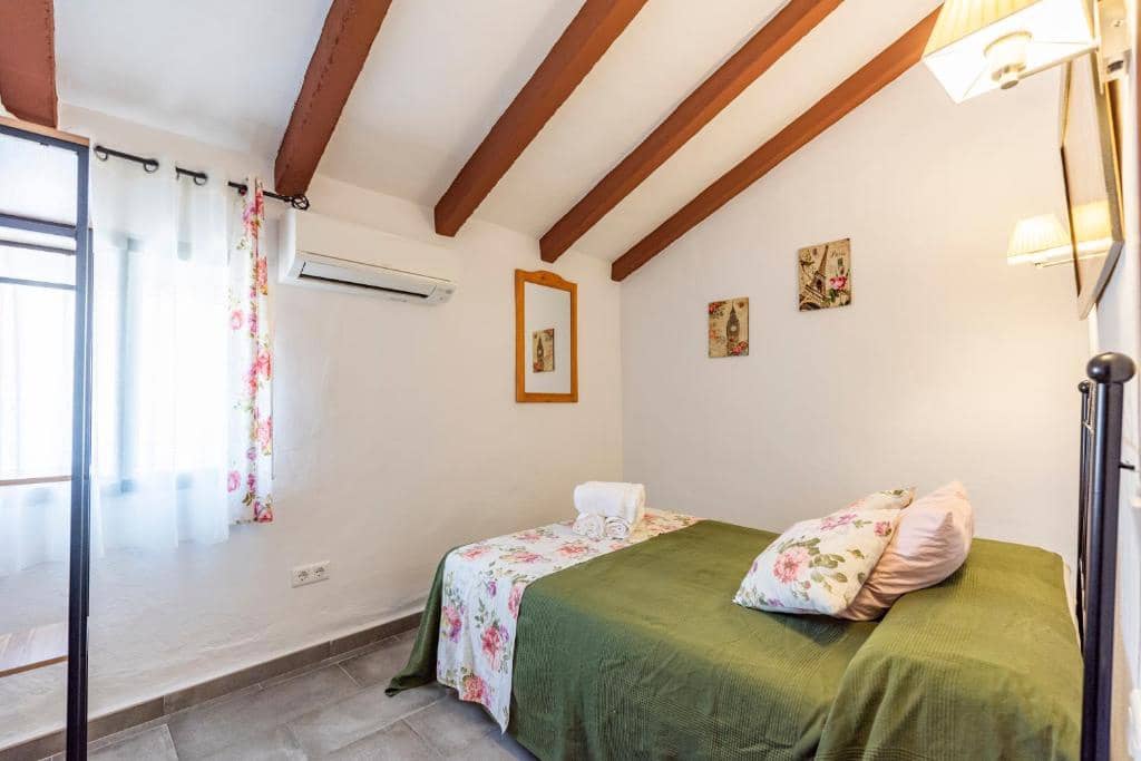 3 bedroom Finca/Country House for rent in Maro with pool - € 1,500 (Ref: 9735371)