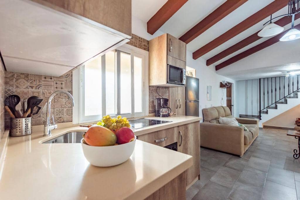 3 bedroom Finca/Country House for rent in Maro with pool - € 1,500 (Ref: 9735371)