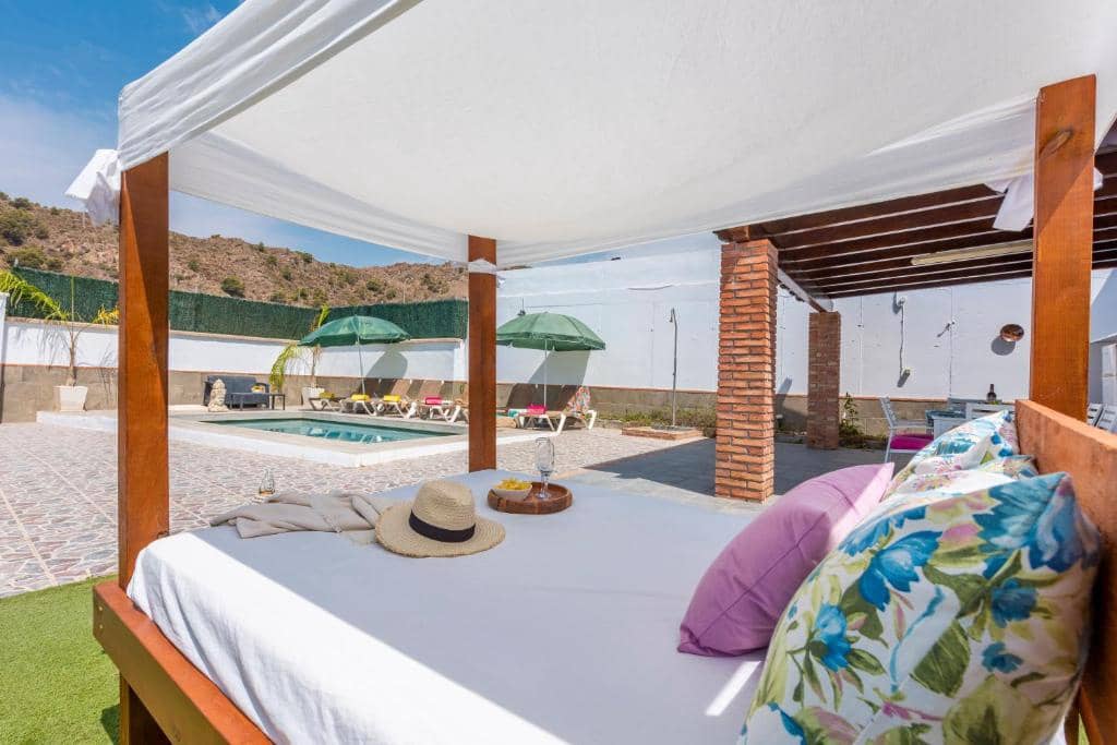 3 bedroom Finca/Country House for rent in Maro with pool - € 1,500 (Ref: 9735371)