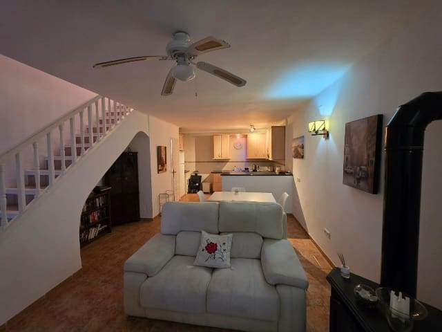 2 chambre Maison de Ville à vendre à Nerja avec piscine - 295 000 € (Ref: 9807841)