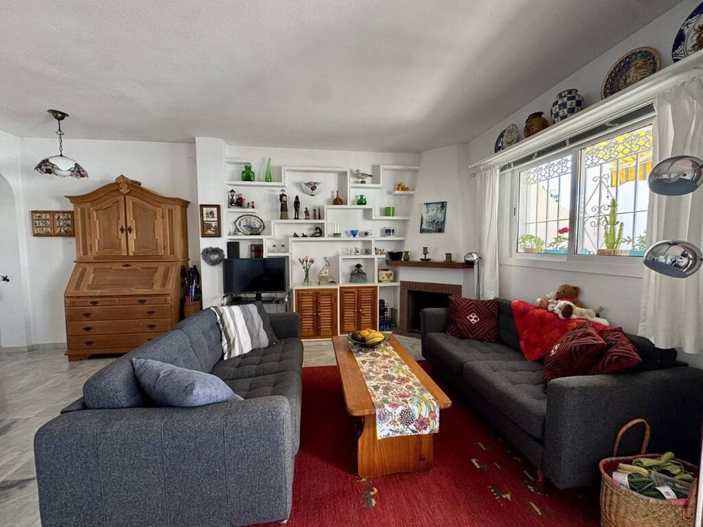 3 soverom Leilighet til salgs i Nerja med svømmebasseng - € 360 000 (Ref: 9875850)