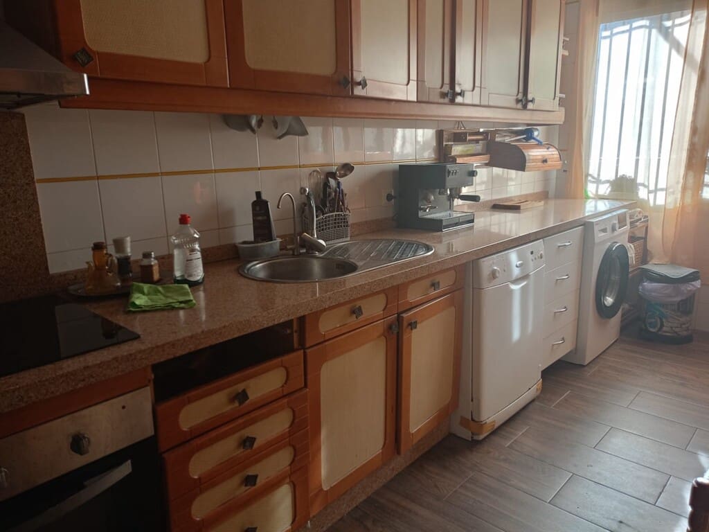3 slaapkamer Huis te koop in Nerja met garage - € 549.000 (Ref: 9875851)