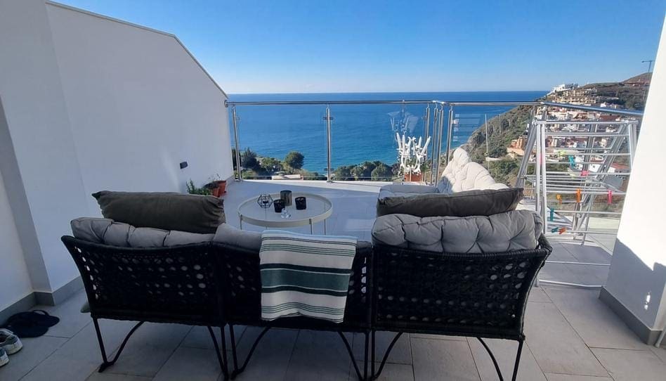 3 soverom Leilighet til salgs i Nerja med svømmebasseng garasje - € 449 000 (Ref: 9880737)