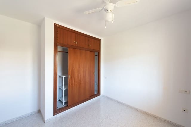1 soveværelse Lejlighed til salg i Torrox Park, Torrox med swimmingpool - € 179.000 (Ref: 9947447)