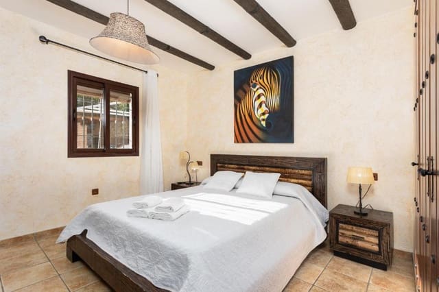 3 soveværelse Finca/Landehus til salg i Frigiliana med swimmingpool - € 480.000 (Ref: 9966304)