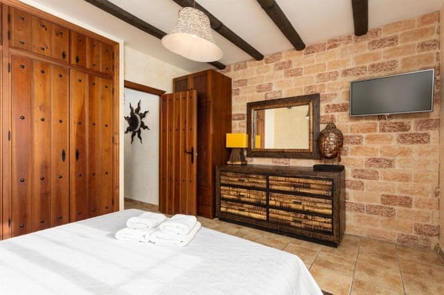3 soveværelse Finca/Landehus til salg i Frigiliana med swimmingpool - € 480.000 (Ref: 9966304)