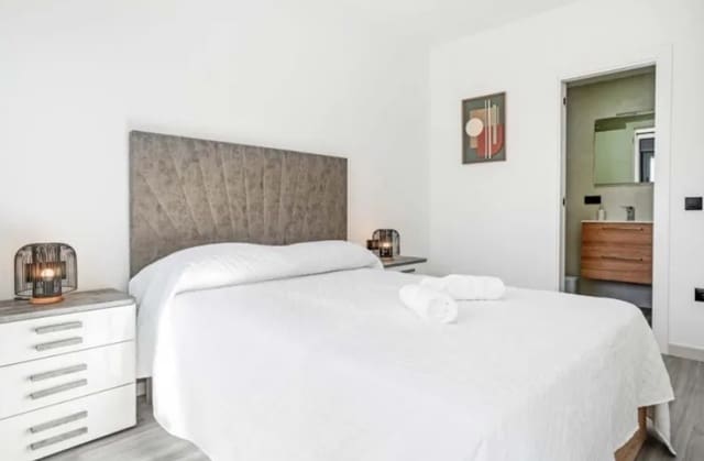 3 Zimmer Haus zu vermieten in Nerja mit Pool - 2.200 € (Ref: 9972983)