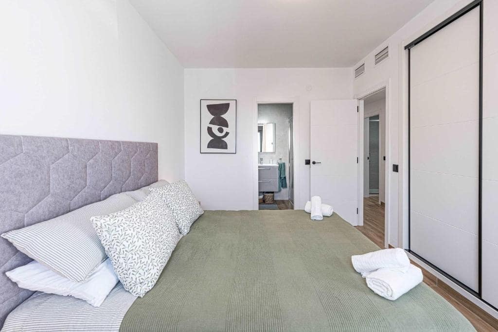 3 soverom Hus til leie i Nerja med svømmebasseng - € 2 200 (Ref: 9972984)