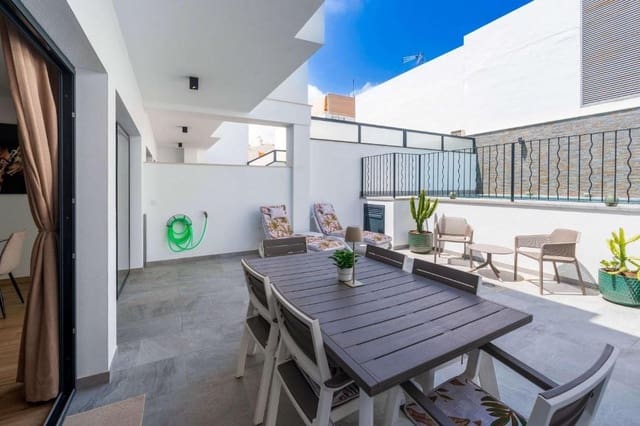 3 soverom Hus til leie i Nerja med svømmebasseng - € 2 200 (Ref: 9972984)