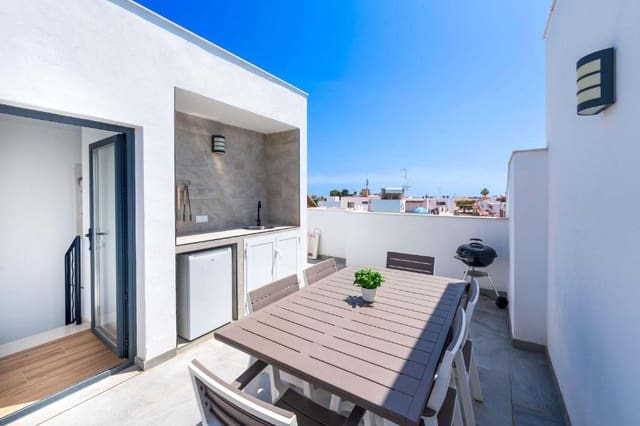 3 soverom Hus til leie i Nerja med svømmebasseng - € 2 200 (Ref: 9972984)