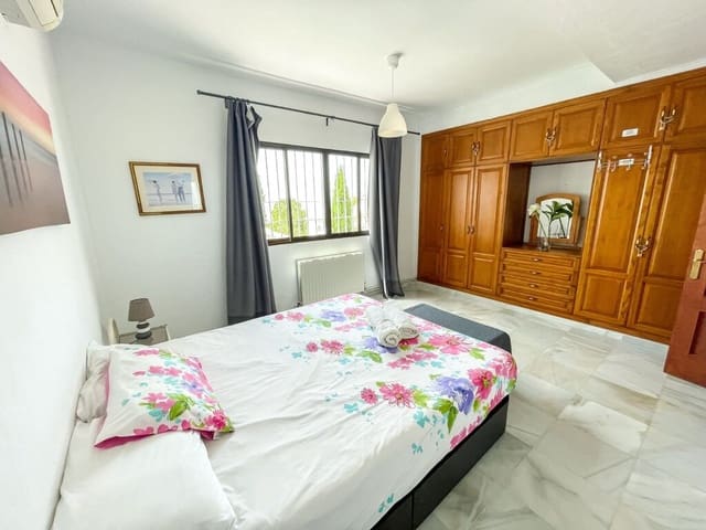 4 soverom Villa til leie i Maro, Nerja med svømmebasseng - € 2 150 (Ref: 9974985)
