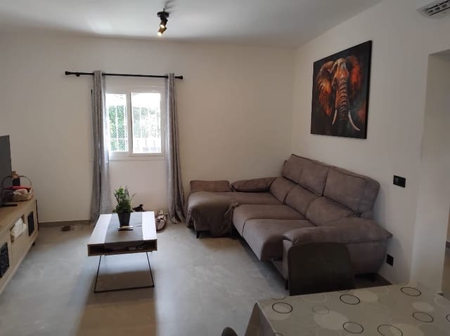 2 soverom Finca/Herregård til leie i Nerja med svømmebasseng - € 1 800 (Ref: 9974986)