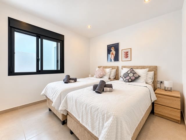 3 quarto Moradia para venda em San Pedro del Pinatar ciudad, San Pedro del Pinatar com piscina - 425 000 € (Ref: 10163395)