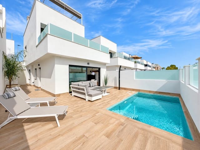 3 quarto Moradia para venda em San Pedro del Pinatar ciudad, San Pedro del Pinatar com piscina - 425 000 € (Ref: 10163395)