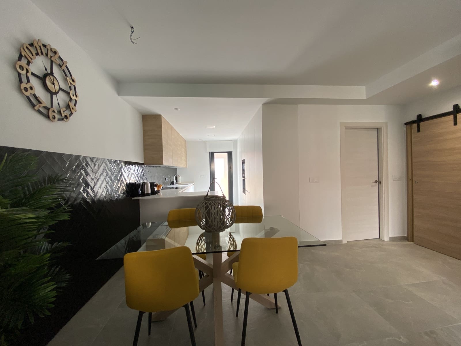 2 bedroom Beach Apartment for holiday rental in Santiago de la Ribera with pool garage - € 700 (Ref: 6992830)