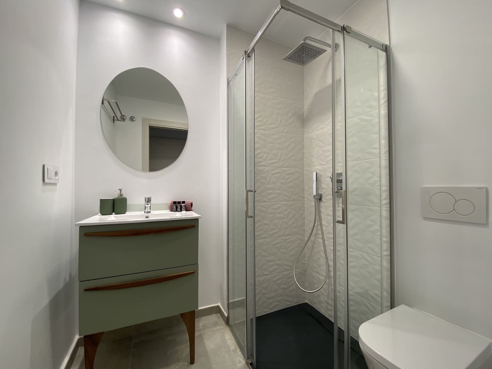 2 bedroom Beach Apartment for holiday rental in Santiago de la Ribera with pool garage - € 700 (Ref: 6992830)