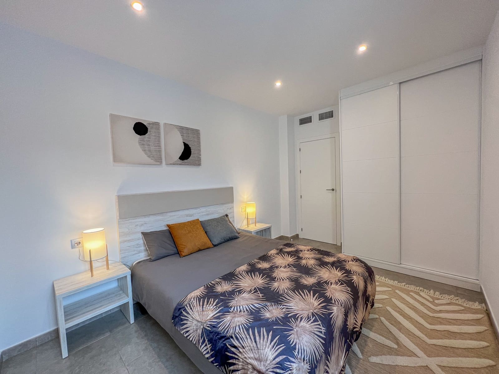 2 bedroom Apartment for rent in San Pedro del Pinatar with pool - € 900 (Ref: 7444386)