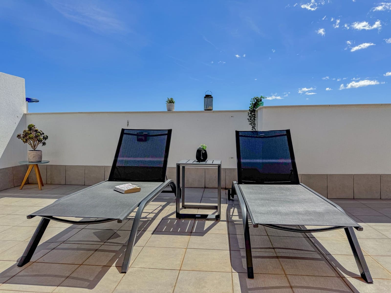 2 bedroom Apartment for rent in San Pedro del Pinatar with pool - € 900 (Ref: 7444386)