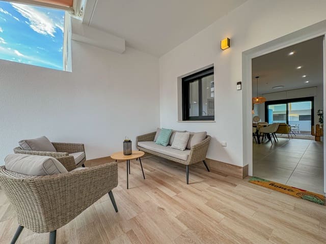 2 quarto Apartamento de Praia para arrendar em San Pedro del Pinatar - 900 € (Ref: 8704178)