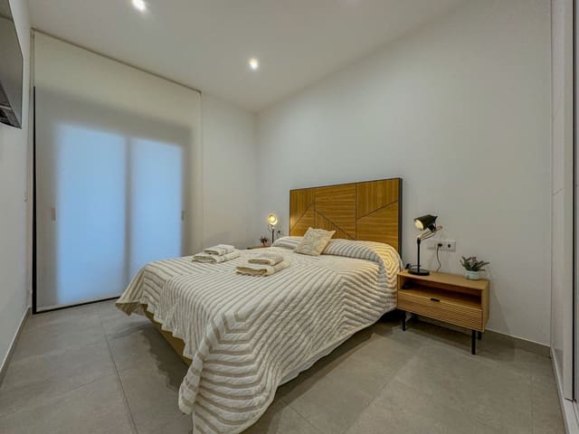 2 quarto Apartamento de Praia para arrendar em San Pedro del Pinatar - 900 € (Ref: 8704178)