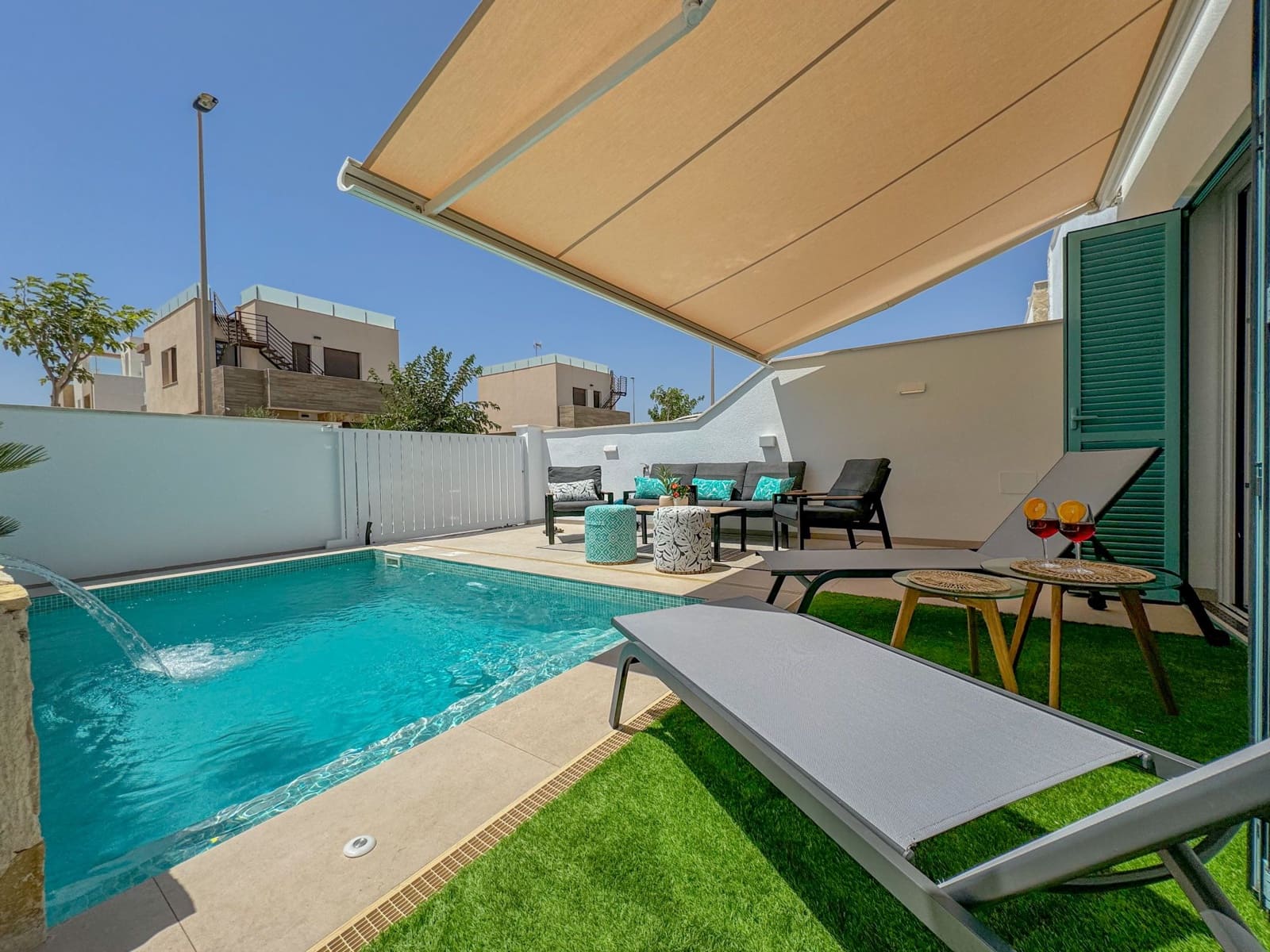 3 sypialnia Dom blizniak na kwatery wakacyjne w Pilar de la Horadada z basenem - 2 100 € (Ref: 9057274)