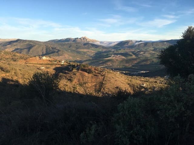 Finca/Herregård til salgs i Casabermeja - € 130 000 (Ref: 7995827)