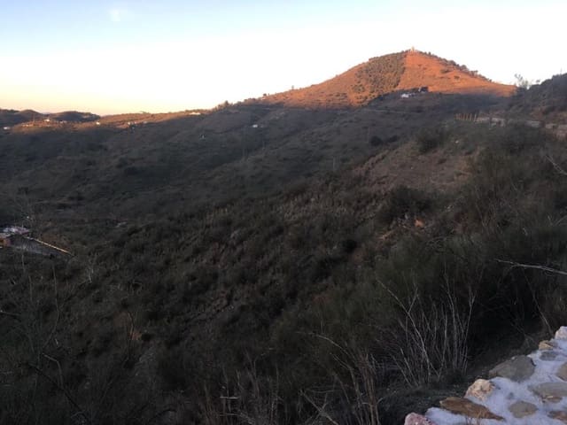 Finca/Herregård til salgs i Casabermeja - € 130 000 (Ref: 7995827)