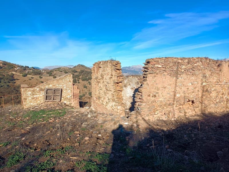 Finca/Herregård til salgs i Casabermeja - € 220 000 (Ref: 8002974)