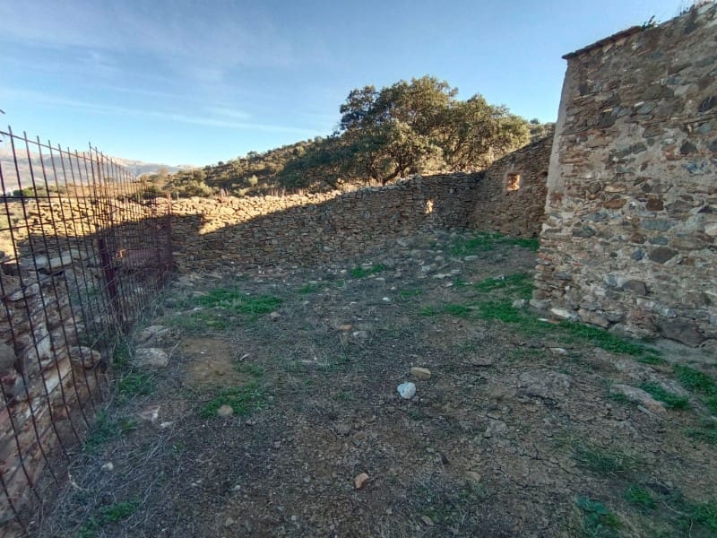 Finca/Herregård til salgs i Casabermeja - € 220 000 (Ref: 8002974)