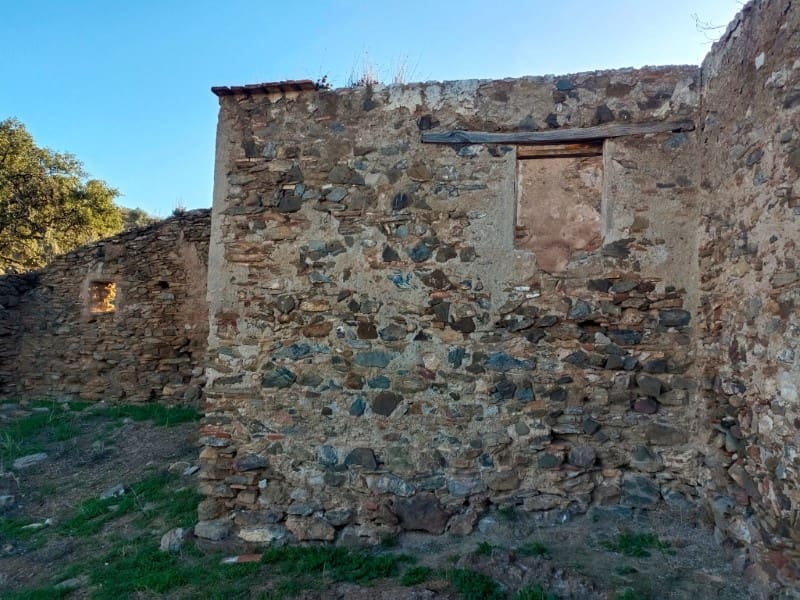 Finca/Herregård til salgs i Casabermeja - € 220 000 (Ref: 8002974)