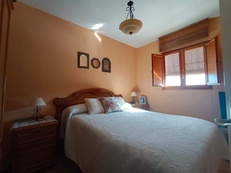 2 soveværelse Finca/Landehus til salg i Casabermeja med swimmingpool - € 240.000 (Ref: 8113759)