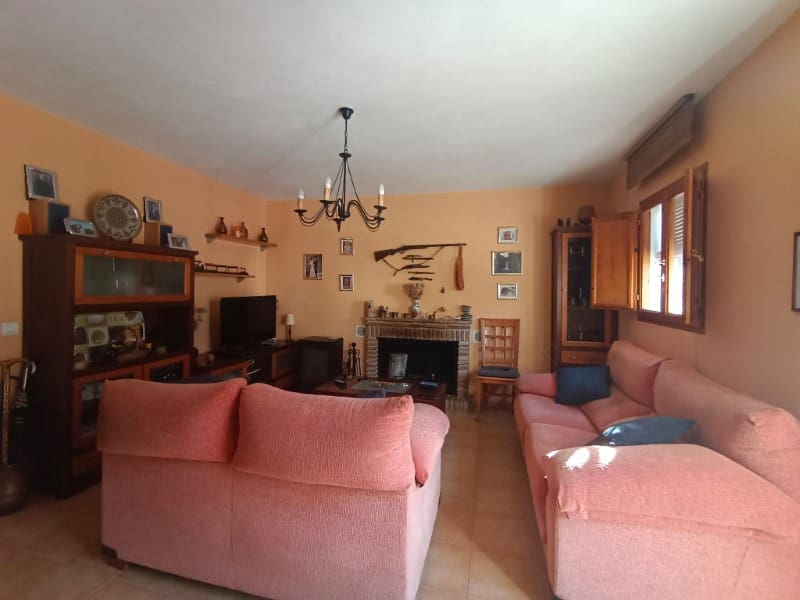 2 soveværelse Finca/Landehus til salg i Casabermeja med swimmingpool - € 240.000 (Ref: 8113759)