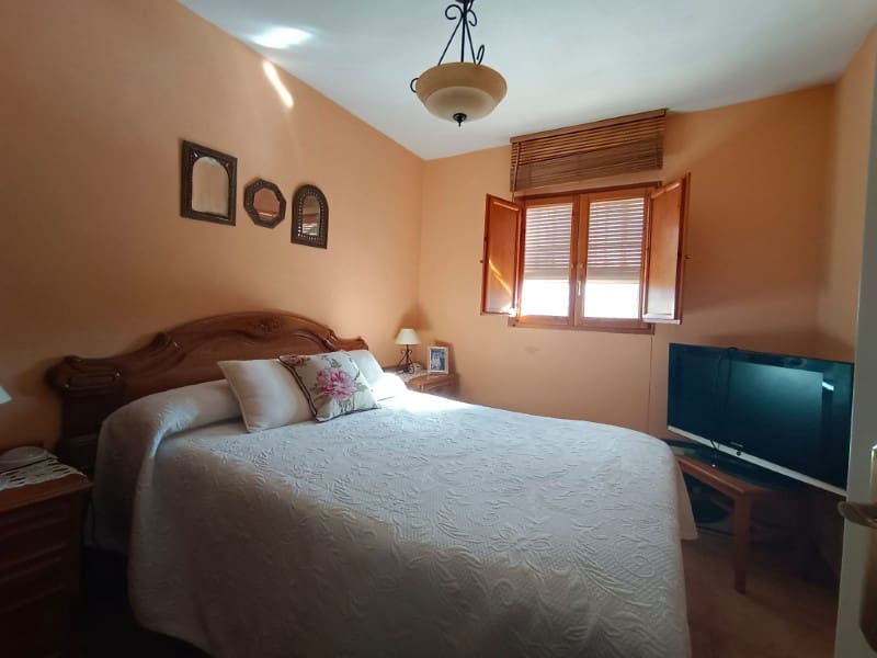 2 soveværelse Finca/Landehus til salg i Casabermeja med swimmingpool - € 240.000 (Ref: 8113759)