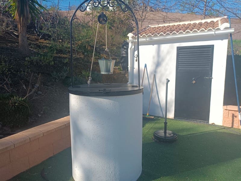 2 soveværelse Finca/Landehus til salg i Casabermeja med swimmingpool - € 240.000 (Ref: 8113759)