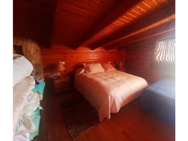 4 sypialnia Finka/Dom wiejski na sprzedaż w Casabermeja z garażem - 325 000 € (Ref: 8437639)