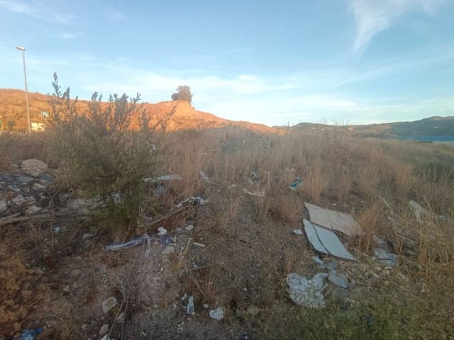 Mark till salu i Casabermeja - 650 000 € (Ref: 8697214)