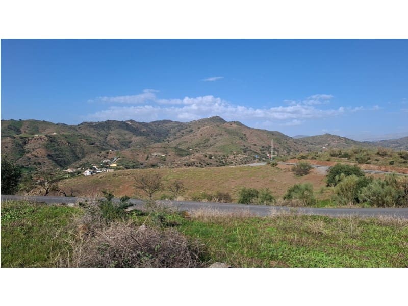 Grunde uden byggetilladelser til salg i Almogia - € 127.000 (Ref: 8697218)