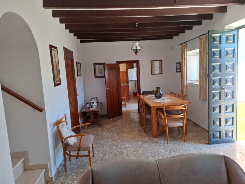 6 soveværelse Byhus til salg i Casabermeja - € 390.000 (Ref: 8727805)