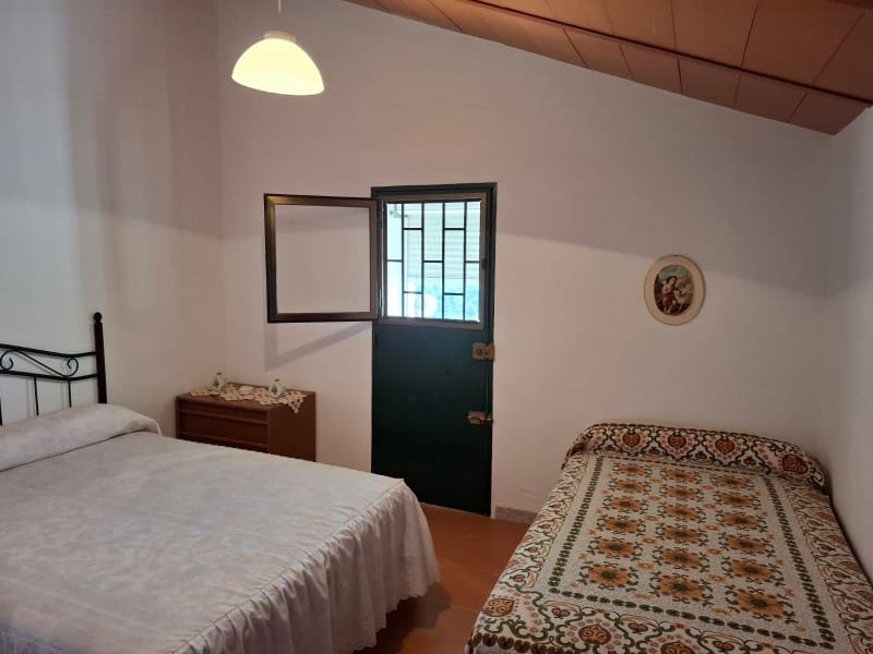 6 soveværelse Byhus til salg i Casabermeja - € 390.000 (Ref: 8727805)