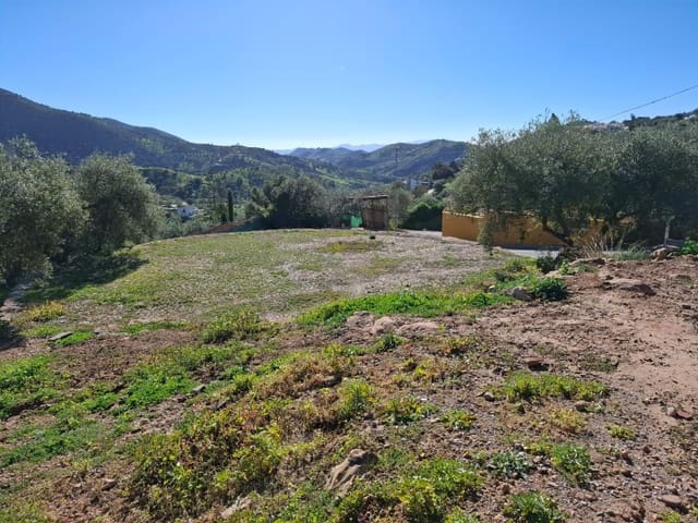 6 makuuhuone Omakotitalo myytävänä paikassa Casabermeja - 390 000 € (Ref: 8727805)