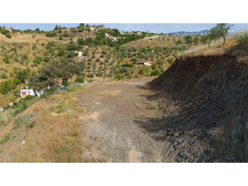 Ubebygd land til salgs i Casabermeja - € 45 500 (Ref: 8999648)