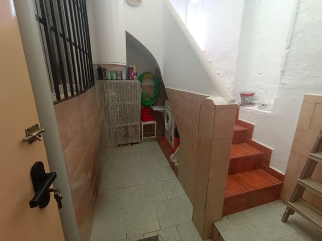2 quarto Apartamento para venda em Ciudad Jardín, Málaga cidade - 140 000 € (Ref: 9152148)