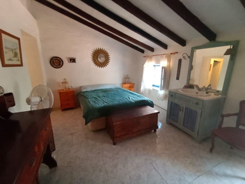 3 bedroom Finca/Country House for sale in Casabermeja - € 169,000 (Ref: 9177805)