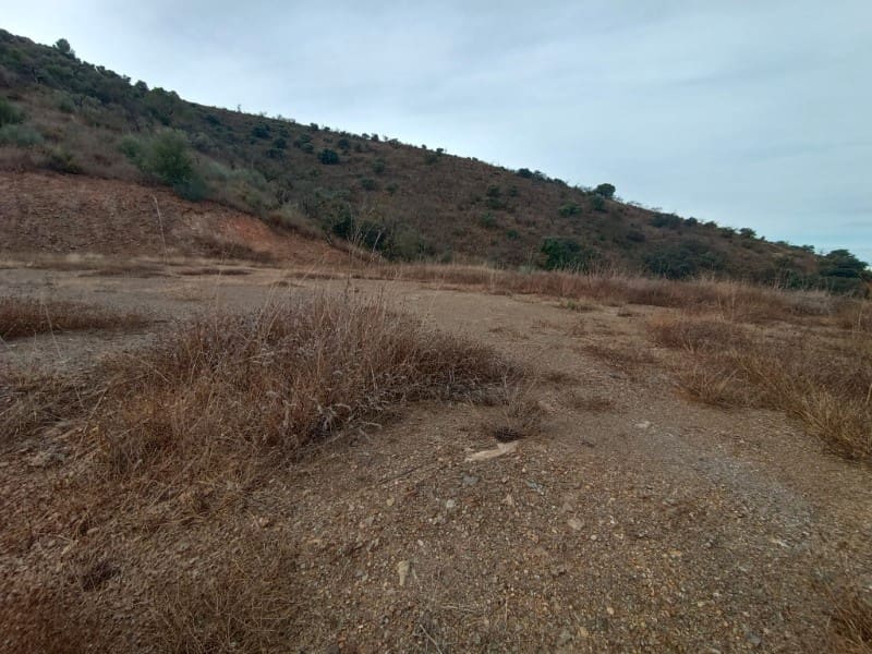 Finca/Country House for sale in Casabermeja - € 89,000 (Ref: 9372320)