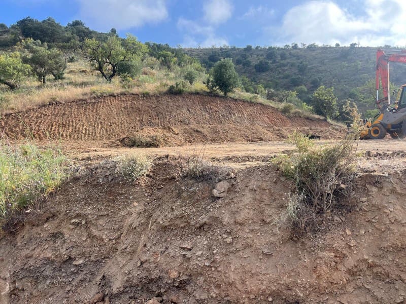 Finca/Country House for sale in Casabermeja - € 89,000 (Ref: 9372320)