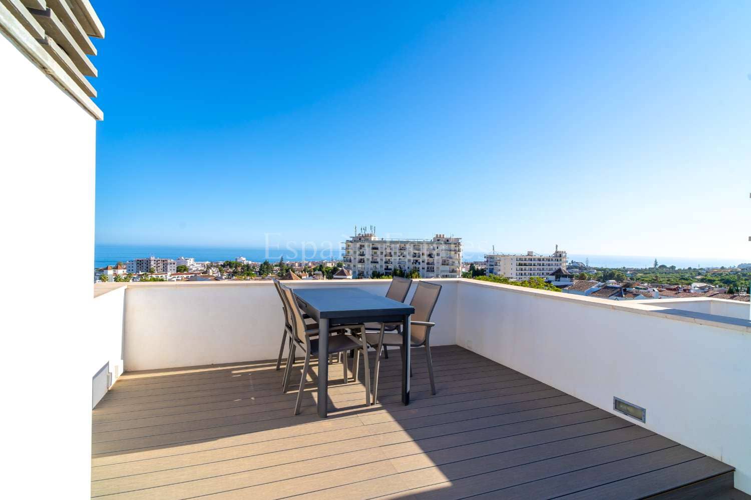 2 camera da letto Villetta a Schiera in vendita in Nerja con piscina garage - 649.000 € (Rif: 10042489)