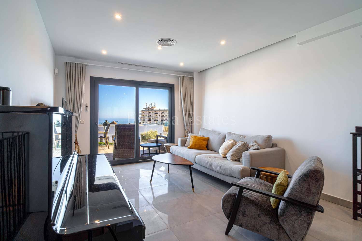 2 camera da letto Villetta a Schiera in vendita in Nerja con piscina garage - 649.000 € (Rif: 10042489)