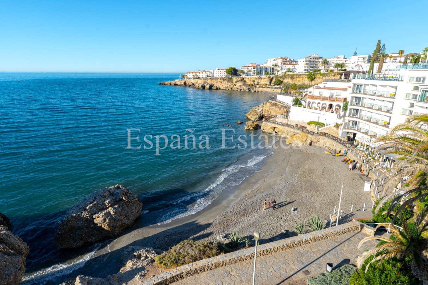 2 camera da letto Villetta a Schiera in vendita in Nerja con piscina garage - 649.000 € (Rif: 10042489)