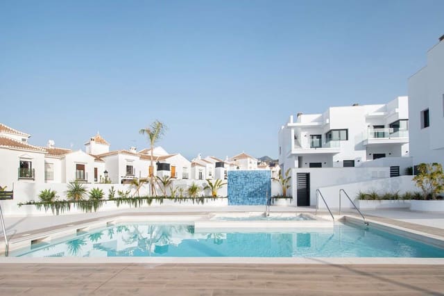 2 camera da letto Villetta a Schiera in vendita in Almijara, Nerja con piscina garage - 649.000 € (Rif: 10042489)