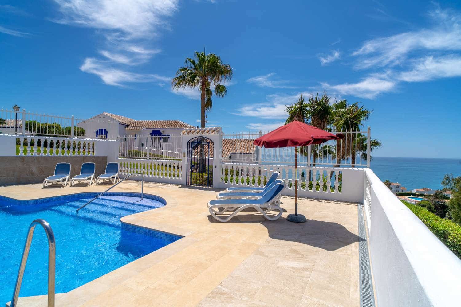 2 slaapkamer Strandappartement te koop in El Penoncillo met zwembad - € 330.000 (Ref: 10085490)